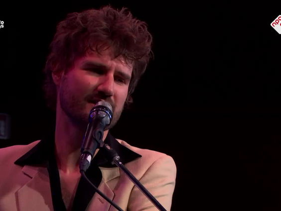 Thijs Boontjes - Ambiance | live bij Muziekcafé