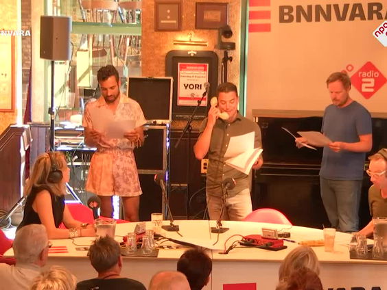 Cabaret: Hoe was je zomer, wat ga je doen komende tijd....bel maar in!