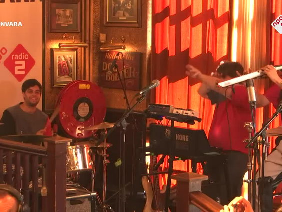 Jungle By Night - De Oer - live @ Spijkers met Koppen