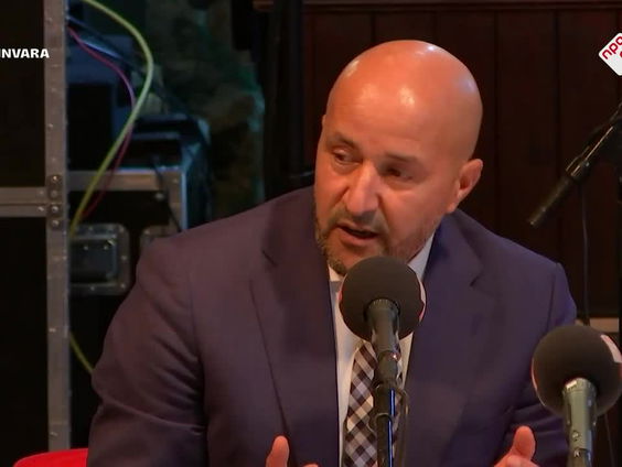 Burgemeester Marcouch over de eerste opleiding voor straatcoaches