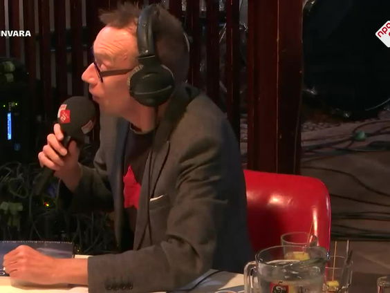 Hoe bescherm je de maan tegen grijpgrage handen?