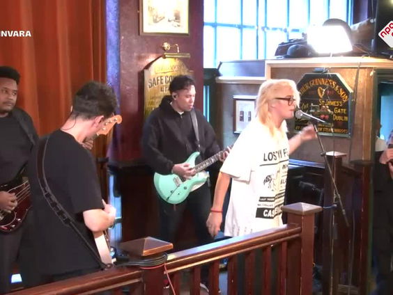 Bente - Zonder Handen Rijden - Live bij Spijkers met Koppen