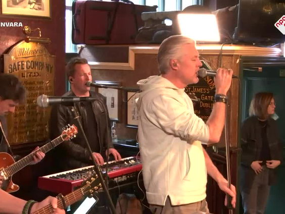 IOS - Samen - live bij Spijkers met Koppen