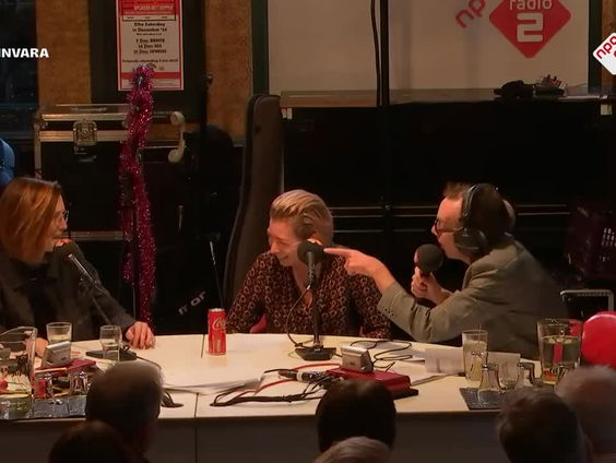 Teddy Tops en Yora Rienstra over de vrOuwejaars'