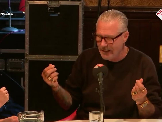 Presentator en ouderenverzorger Eric Corton over de 165 miljoen euro die minister Fleur Agema extra moet ...