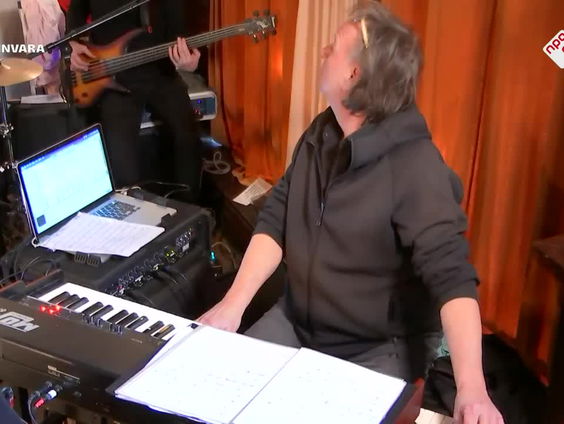 Frank Boeijen - Twee Mannen Zo Stil - Live bij Spijkers Met Koppen