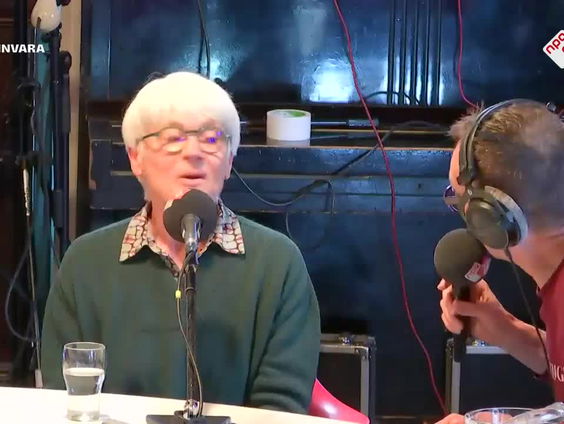 Tussen de regels van de Reis-Heuchenis