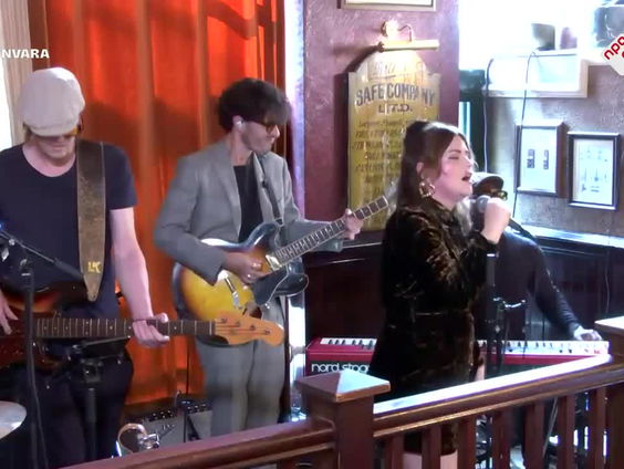 Jennie Lena - Respect Yourself - Live bij Spijkers met Koppen