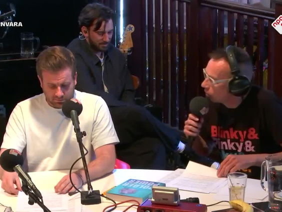 Cabaret: Eppo Bruins over bezuinigen NPO