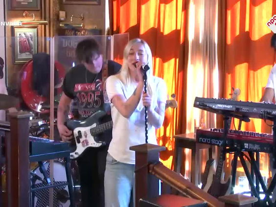 S10 - Joanne - Live bij Spijkers Met Koppen