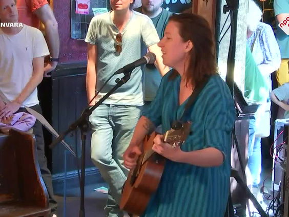 Cabaret: Lotte Velvet - Witte rook