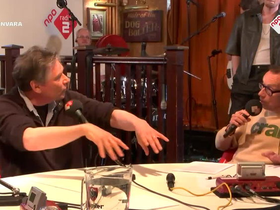 Dirk Denoyelle is cabaretier, ingenieur, kunstenaar én de man van 8 miljoen legoblokjes