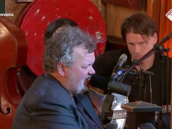 Daniël Lohues - En Zo Is't Goan - live bij Radio 2