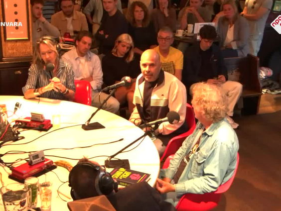 Patrick van den Hanenberg en Eric van Sauers over 35 jaar stand-up comedy in Nederland