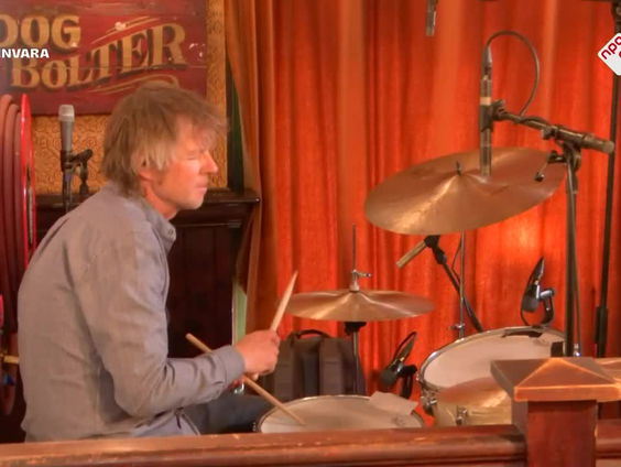 Claw Boys Claw - Quiet Girl | live bij Spijkers met Koppen