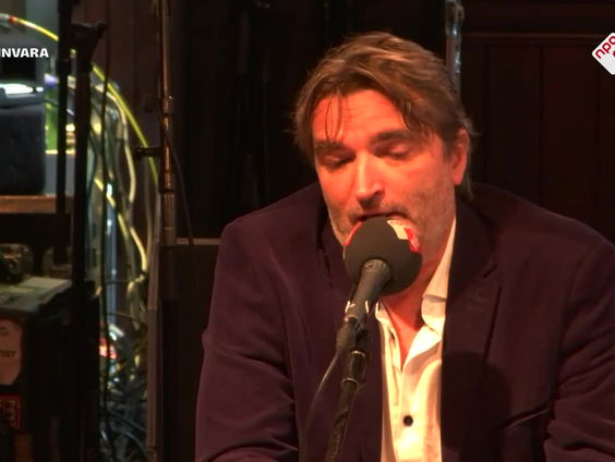 Chris Klomp over extreemrechtse demonstraties , hooligans en intimidatie