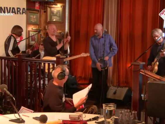 Timebox - Russian Spy And I - Live bij Spijkers met Koppen