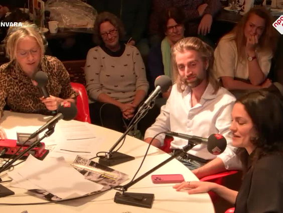 Stephanie Louwrier is een Techbitch