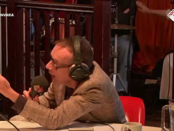 Malou van der Starre duikt in de podcast ‘Helden op pootjes’ in op de geschiedenis van heldhaftige dieren