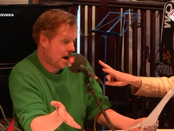 Cabaret: Sjaak Uitbater over vakantietrends