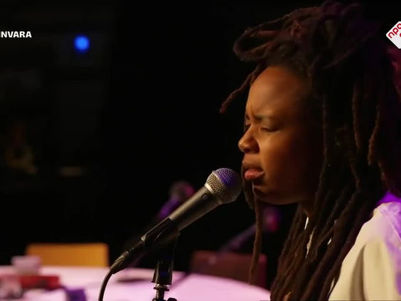 Shary-An - Voelen Dat Ik Leef - live bij Spijkers met Koppen