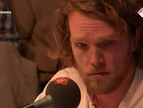 Cabaret: Eerste bijeenkomst van Trump zijn vredesraad