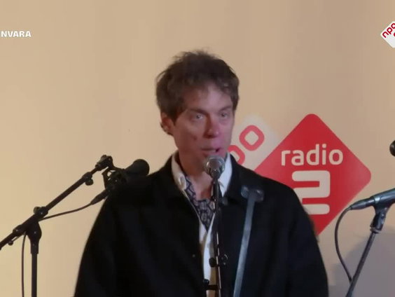 Johan - Tomorrow - live bij Spijkers met Koppen