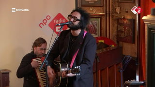 Blaudzun - Promises Of No Man's Land - live bij Spijkers met Koppen