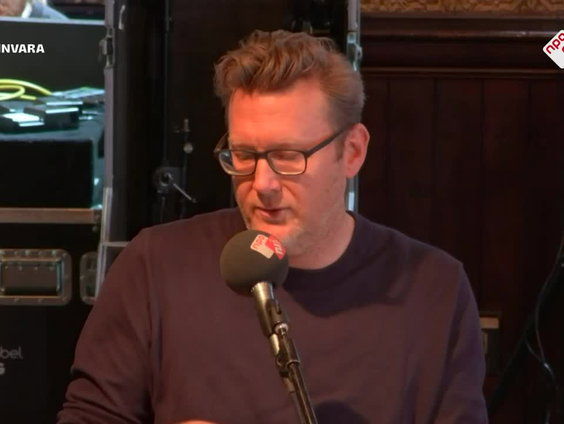 Ivo van Woerden duikt in ‘In de greep van de goeroe’ in de gevaarlijke wereld van Bentinho Massaro