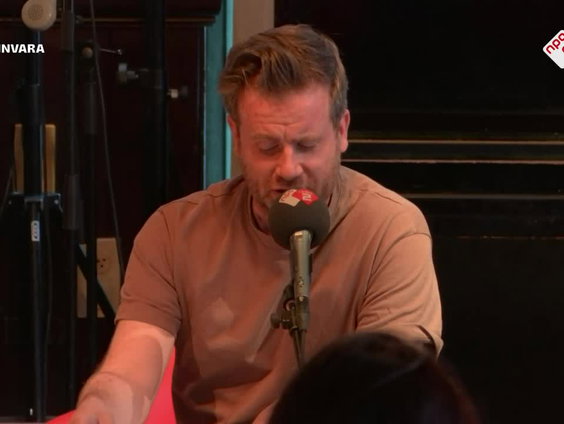 Cabaret: Vishandelaar over de hygiëne