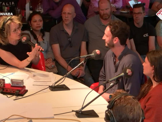 Cas Reijnders en Kim Bos over de podcast Koekoekskind