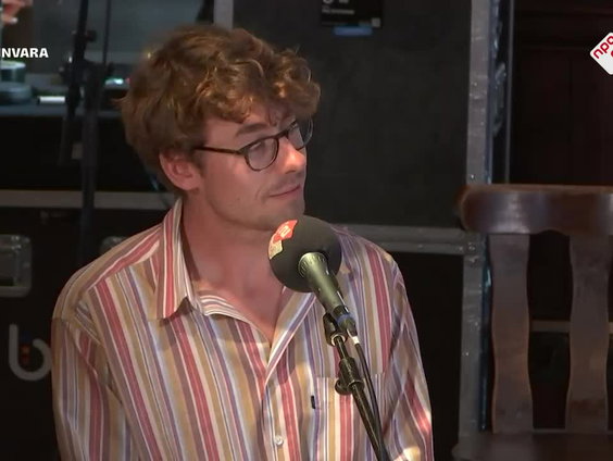 David Roelofs heeft een oplossing voor het dalende leesniveau: Ga lesgeven!