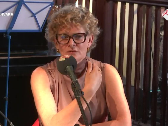 Coen van de Ven en Julia Wouters over de social media snippet verslaving van de Tweede Kamer