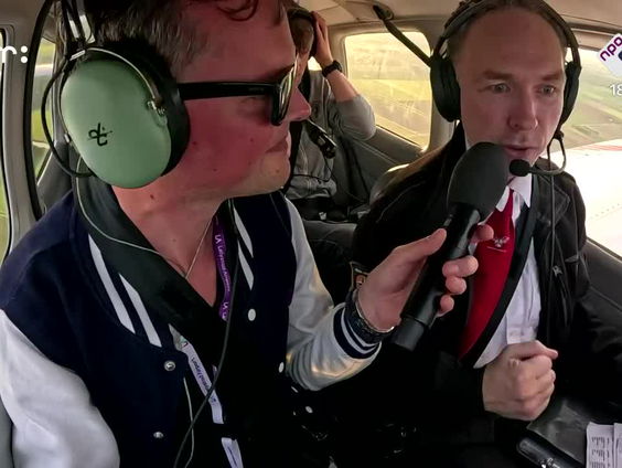 Met pianist Ralph van Raat de lucht in